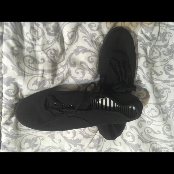 Black Canvas Shoes - Picture 2 of 5